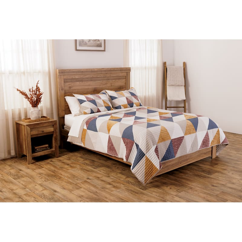 White River Home Patchwork Quilt Set