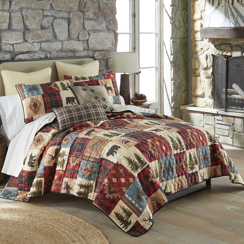 Donna Sharp Your Lifestyle Woodland Patch Lightweight Quilted Bedding Set