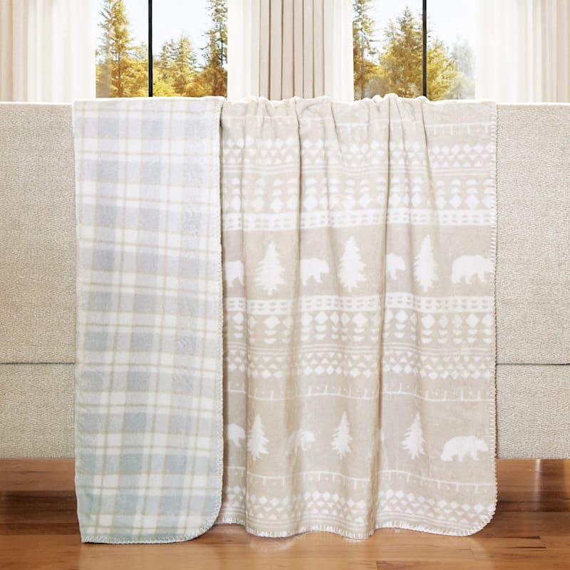 Carstens, Inc. Reversible Printed Plush Throw