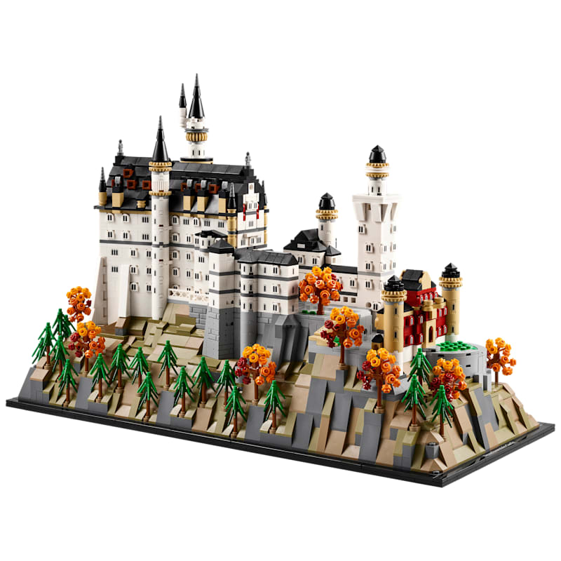 LEGO Architecture Newschwanstein Castle Set