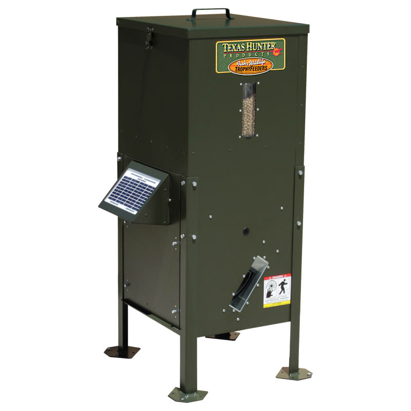 Texas Hunter Directional Fish Feeder with Dock Legs and Solar Charger