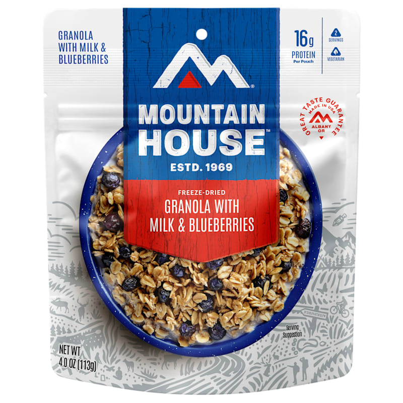 Mountain House Granola with Milk and Blueberries Pouch