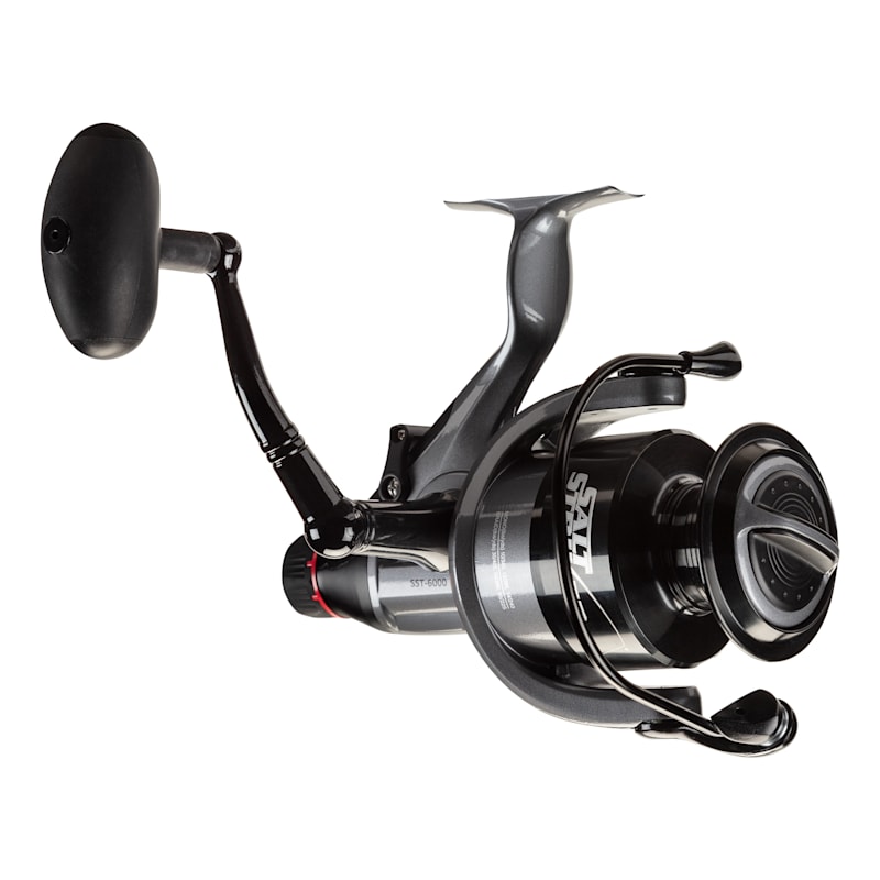 Offshore Angler Salt Striker Baitfeeder Spinning Reel