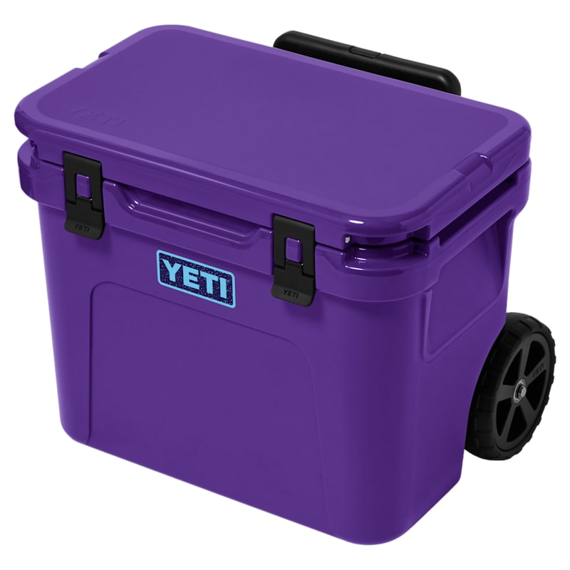 YETI Roadie 32 Hard Wheeled Cooler